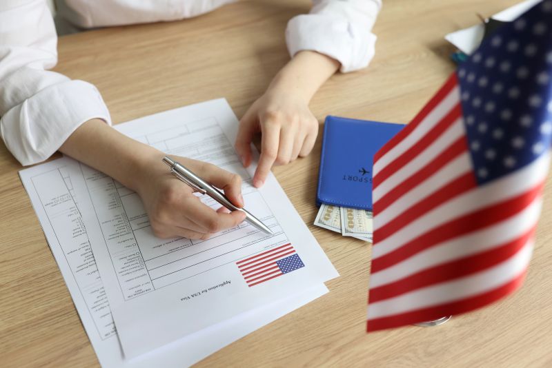 Key Differences Between E-2 Visa & EB-5 Visa