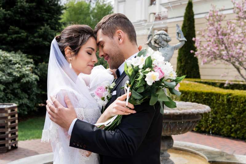 Choosing K-1 Or Cr-1 Made Easy With A Fiancé Visa Lawyer